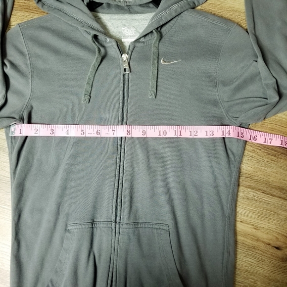 Nike jacket - Picture 5 of 7